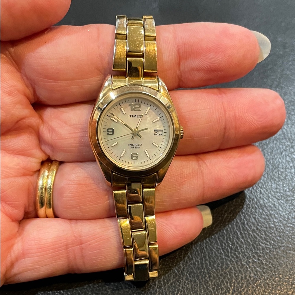 Timex Indiglo Gold Bracelet Watch